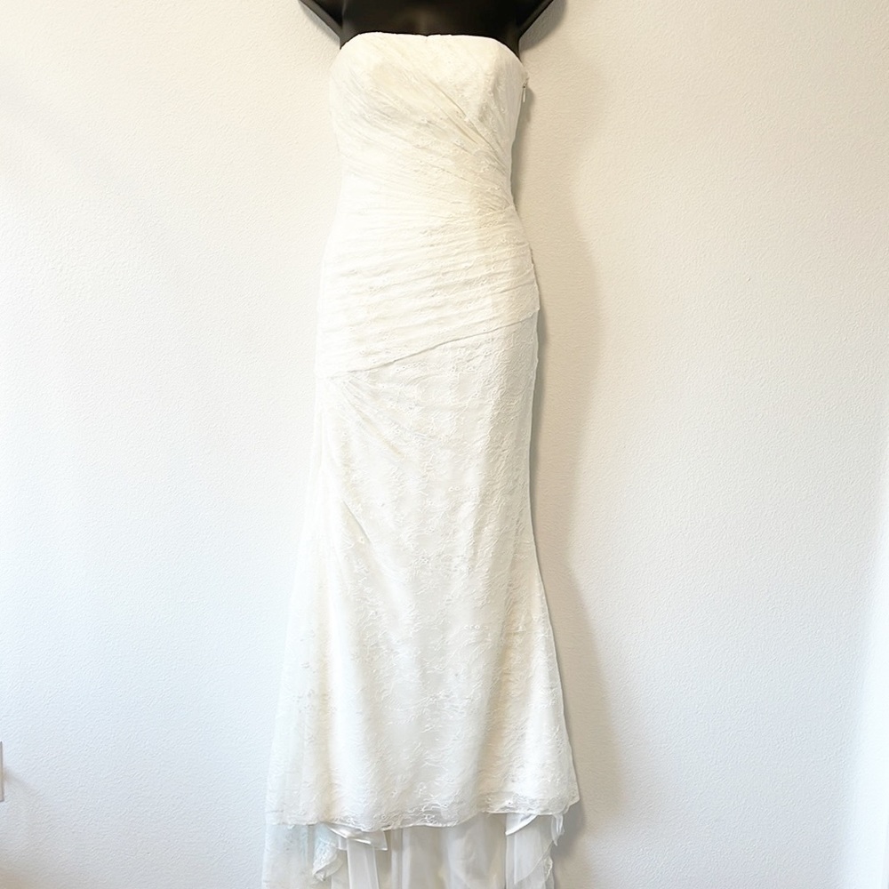 White By Vera Wang Wedding Dress Style VW351044 Size 2